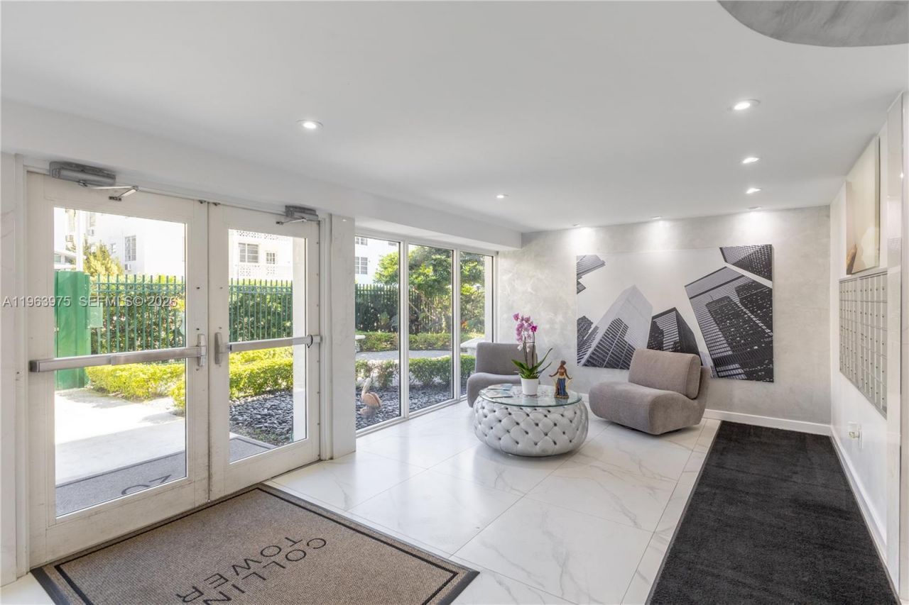 720 Collins Ave, Unit 704, Miami Beach, FL 33139 Photo