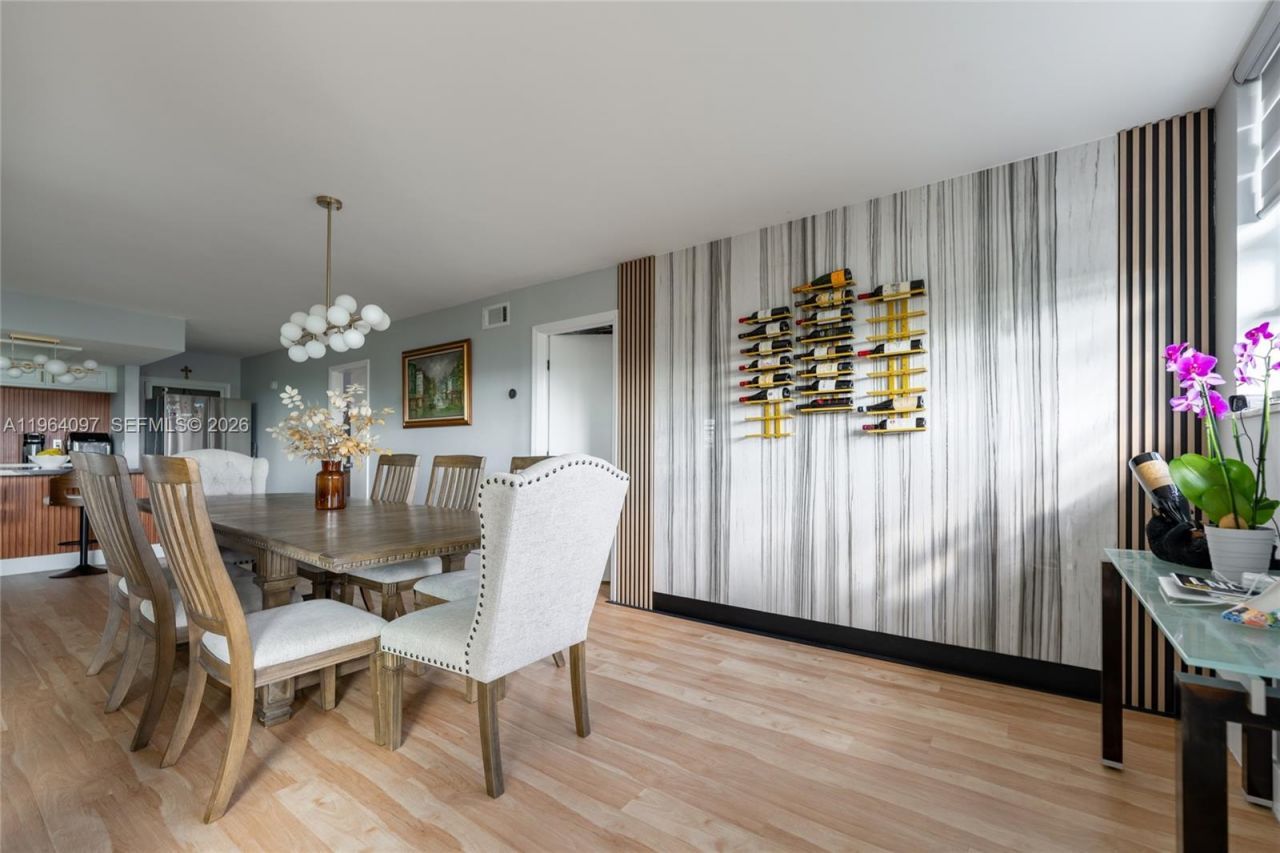 3910 Crystal Lake Dr, Unit 401, Deerfield Beach, FL 33064 Photo