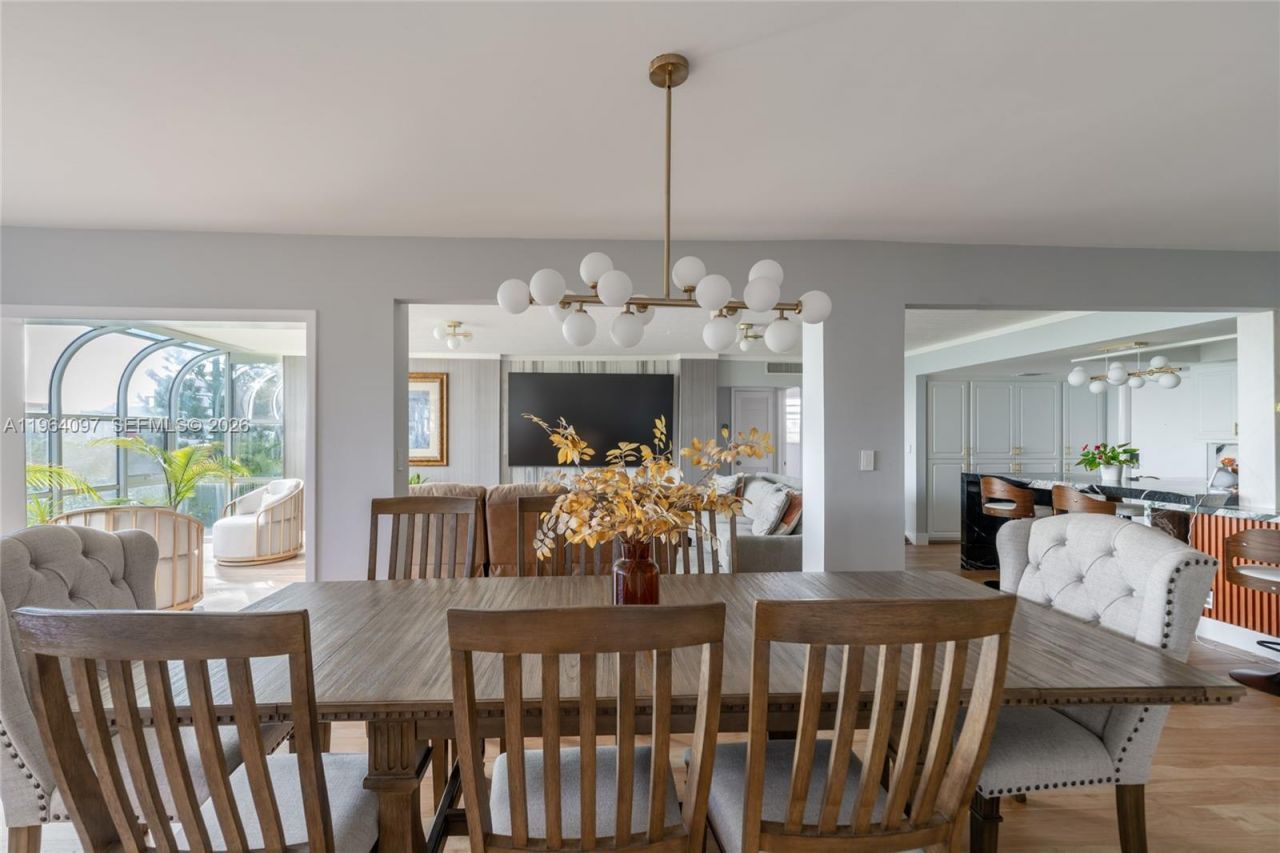 3910 Crystal Lake Dr, Unit 401, Deerfield Beach, FL 33064 Photo