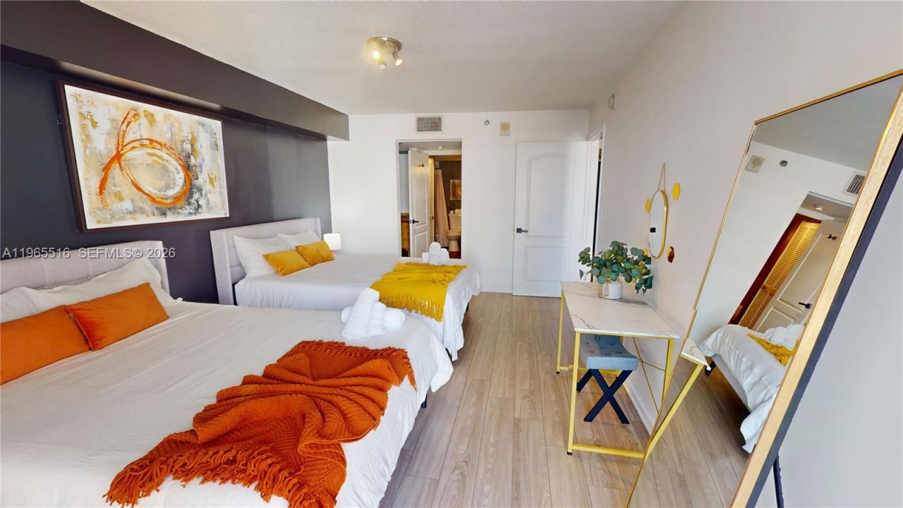 1200 N Brickell Bay Dr , Unit 2222, Miami, FL 33131 Photo