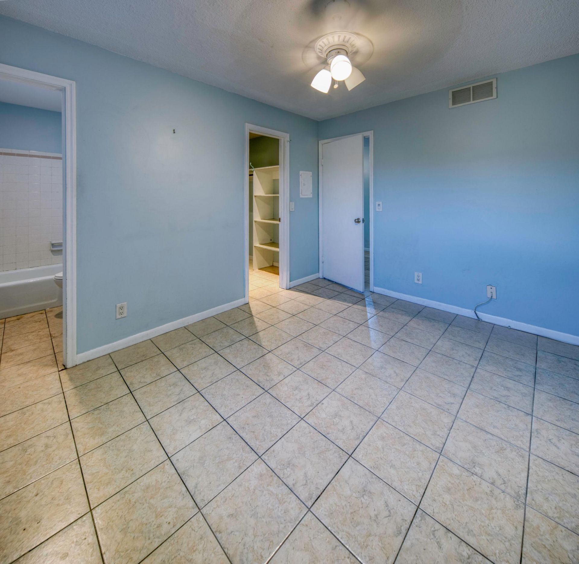 111 N L Street, Unit 8, Lake Worth Beach, FL 33460 Photo