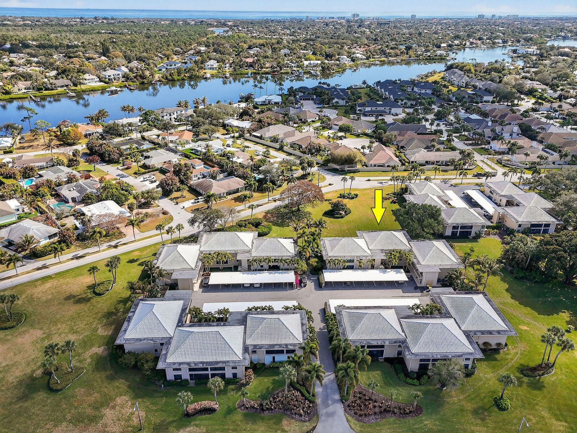 4 SE Turtle Creek Drive, Unit B, Jupiter, FL 33469 Photo