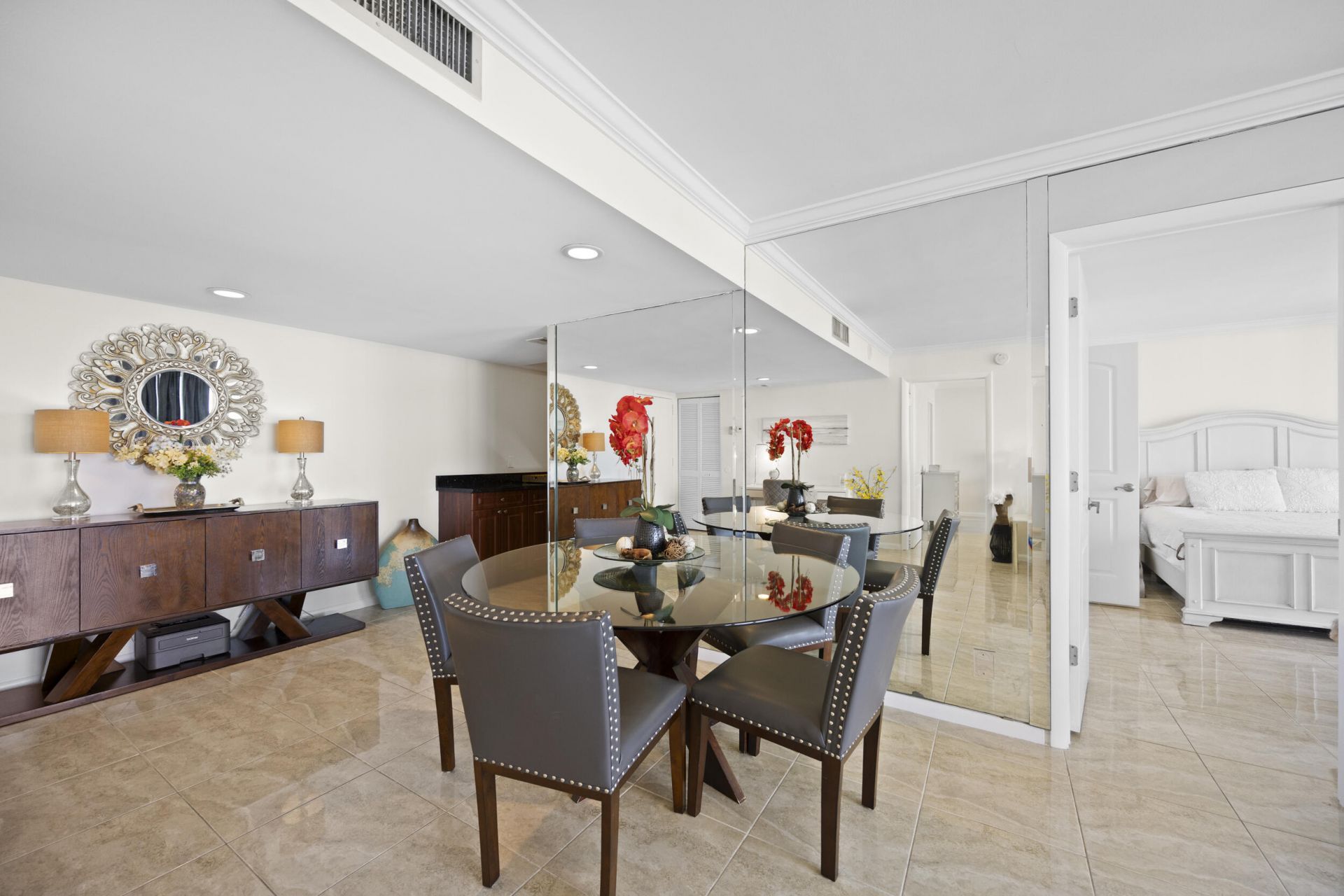 2425 Presidential Way, Unit Ph2, West Palm Beach, FL 33401 Photo