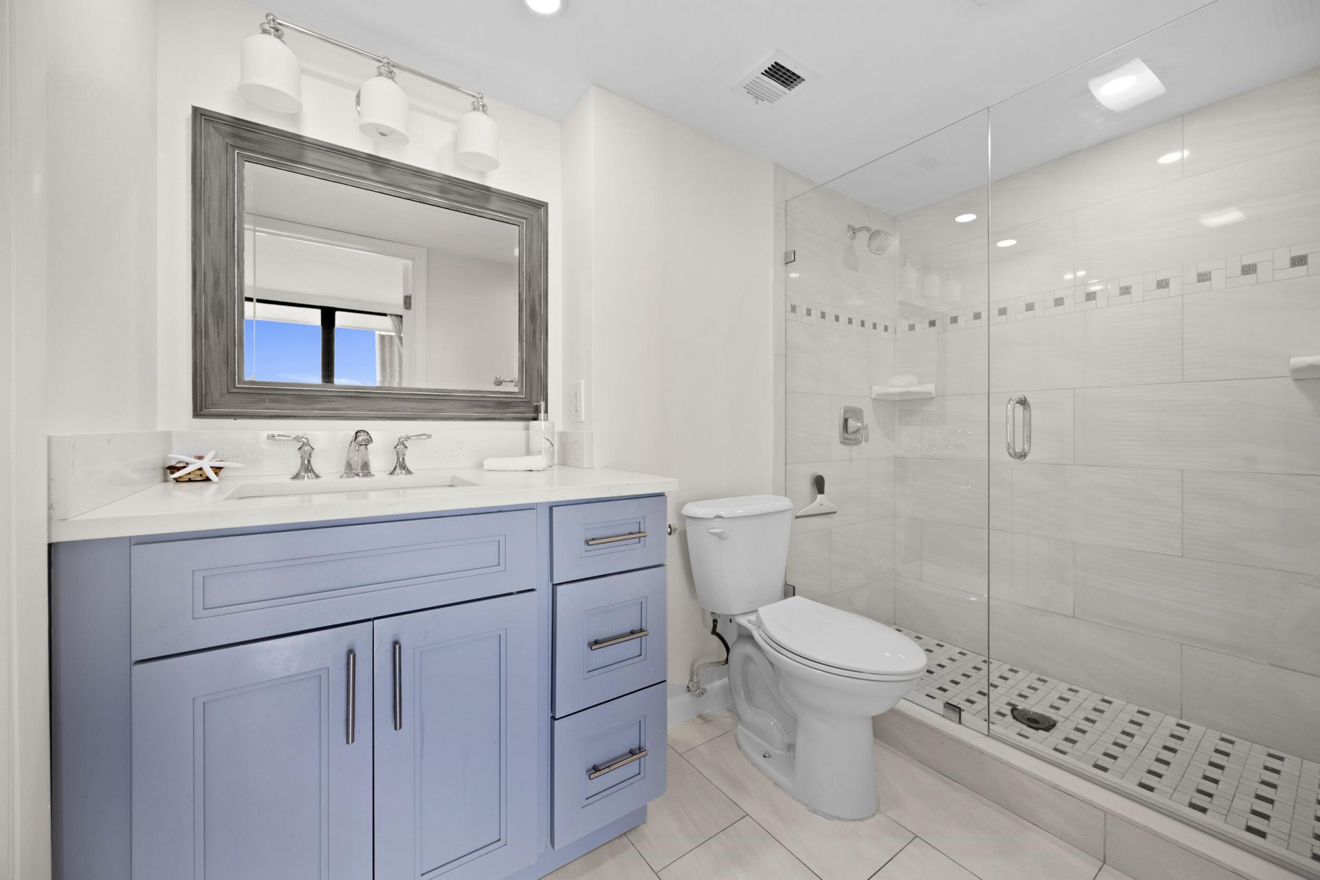 2425 Presidential Way, Unit Ph2, West Palm Beach, FL 33401 Photo