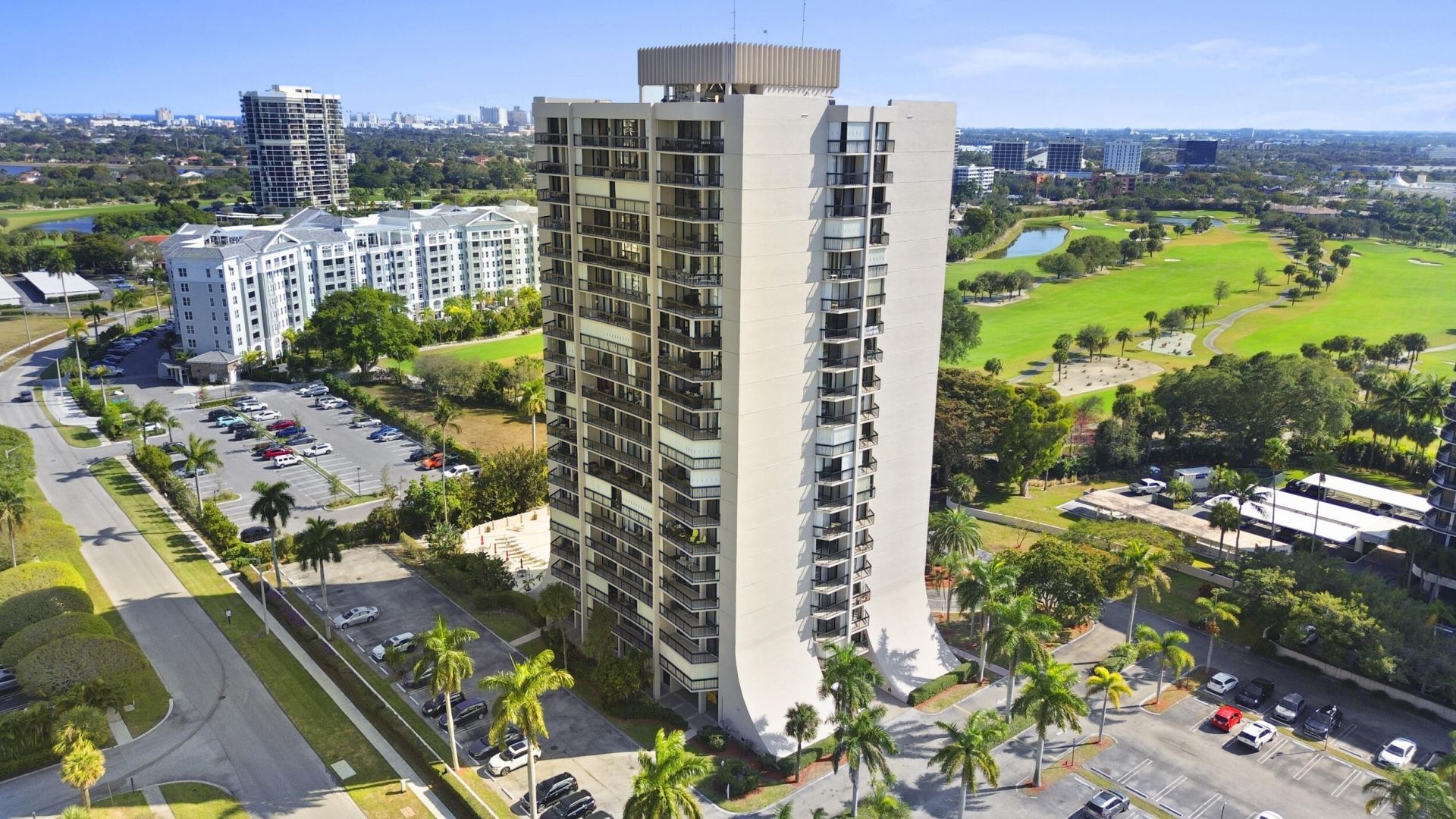 2425 Presidential Way, Unit Ph2, West Palm Beach, FL 33401 Photo