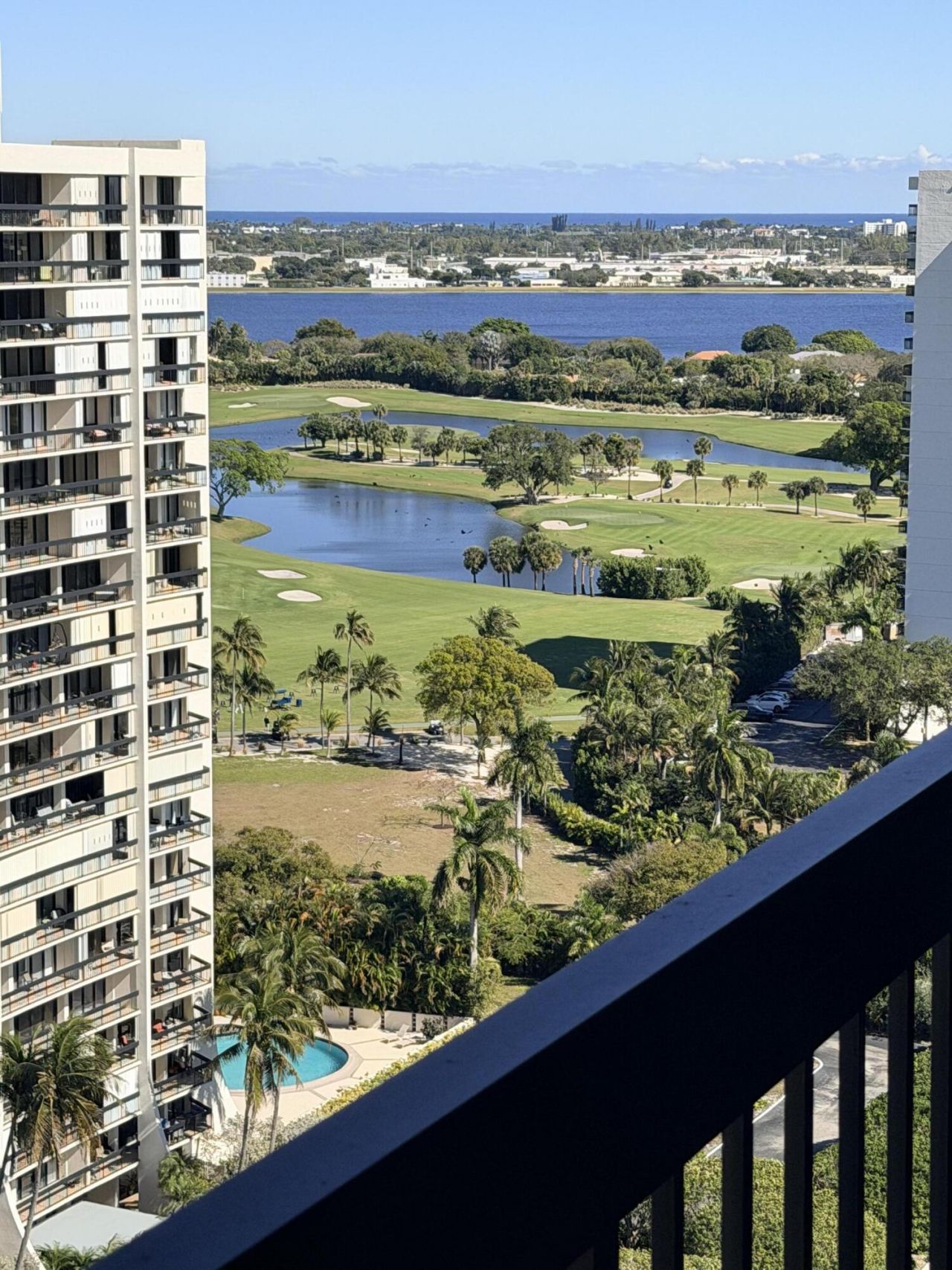 2425 Presidential Way, Unit Ph2, West Palm Beach, FL 33401 Photo