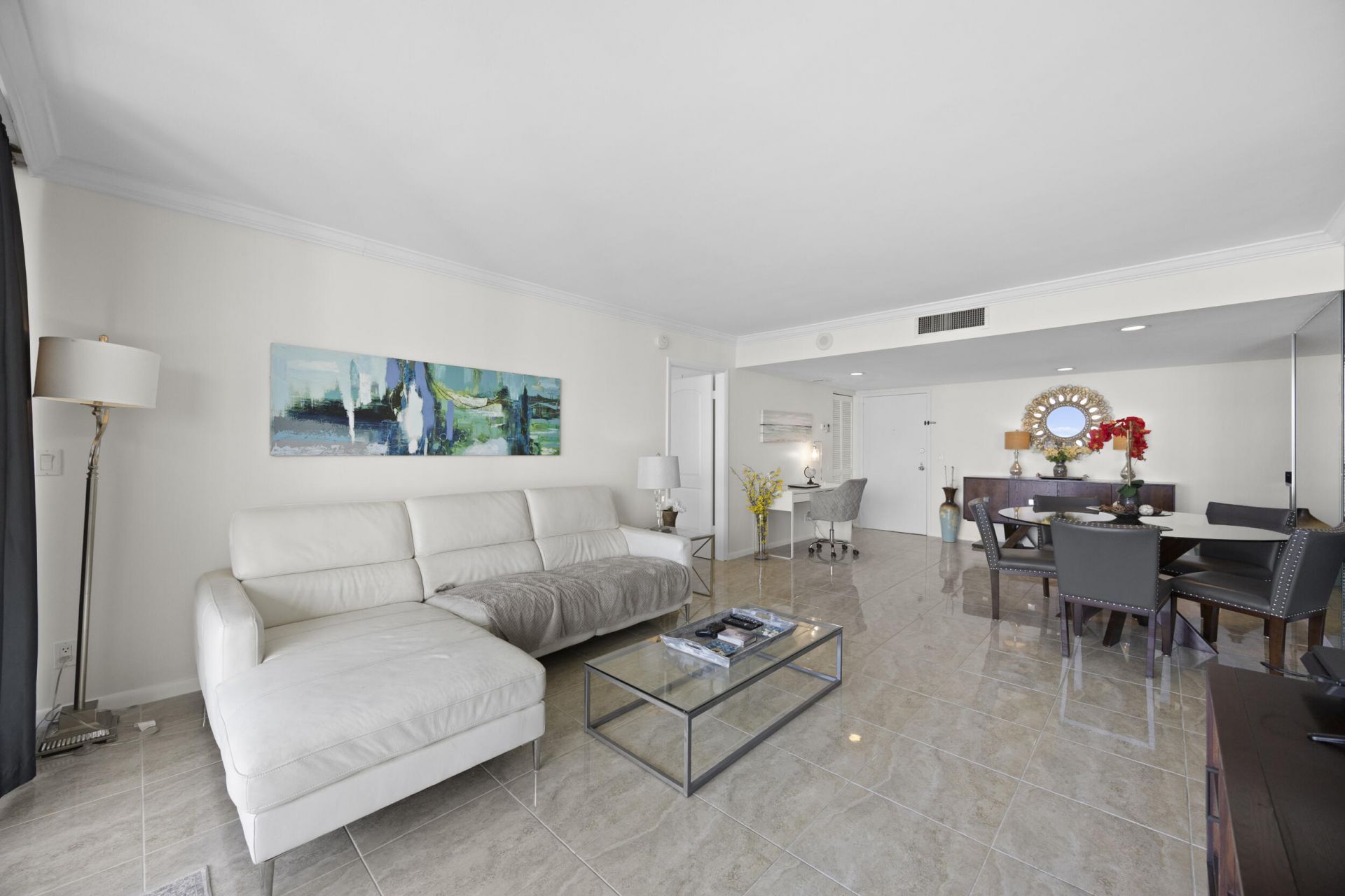 2425 Presidential Way, Unit Ph2, West Palm Beach, FL 33401 Photo