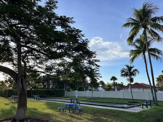 275 Palm Avenue, Unit C305, Jupiter, FL 33477 Photo