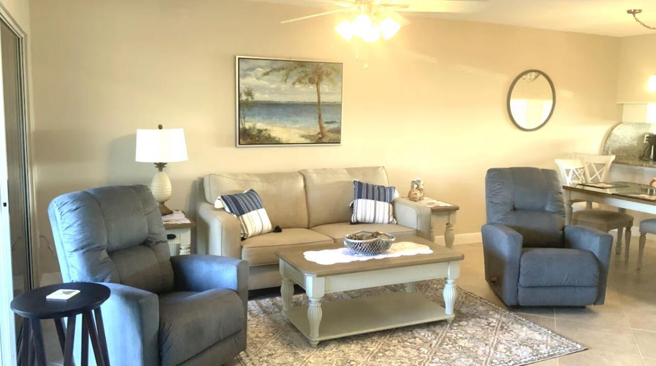 275 Palm Avenue, Unit C305, Jupiter, FL 33477 Photo