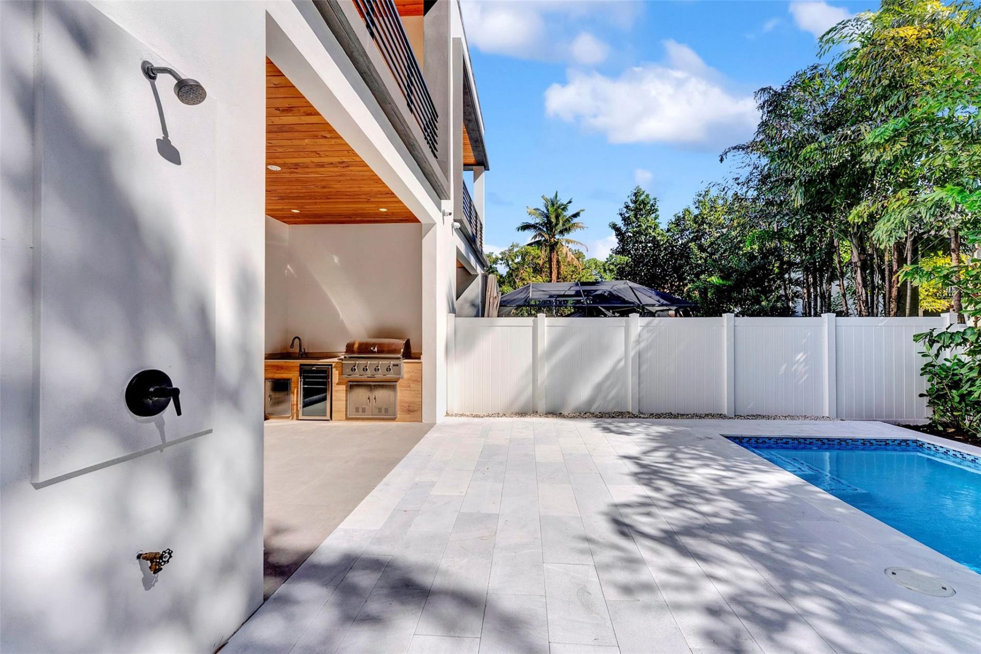 812 SE 12th Street, Unit 812, Fort Lauderdale, FL 33316 Photo