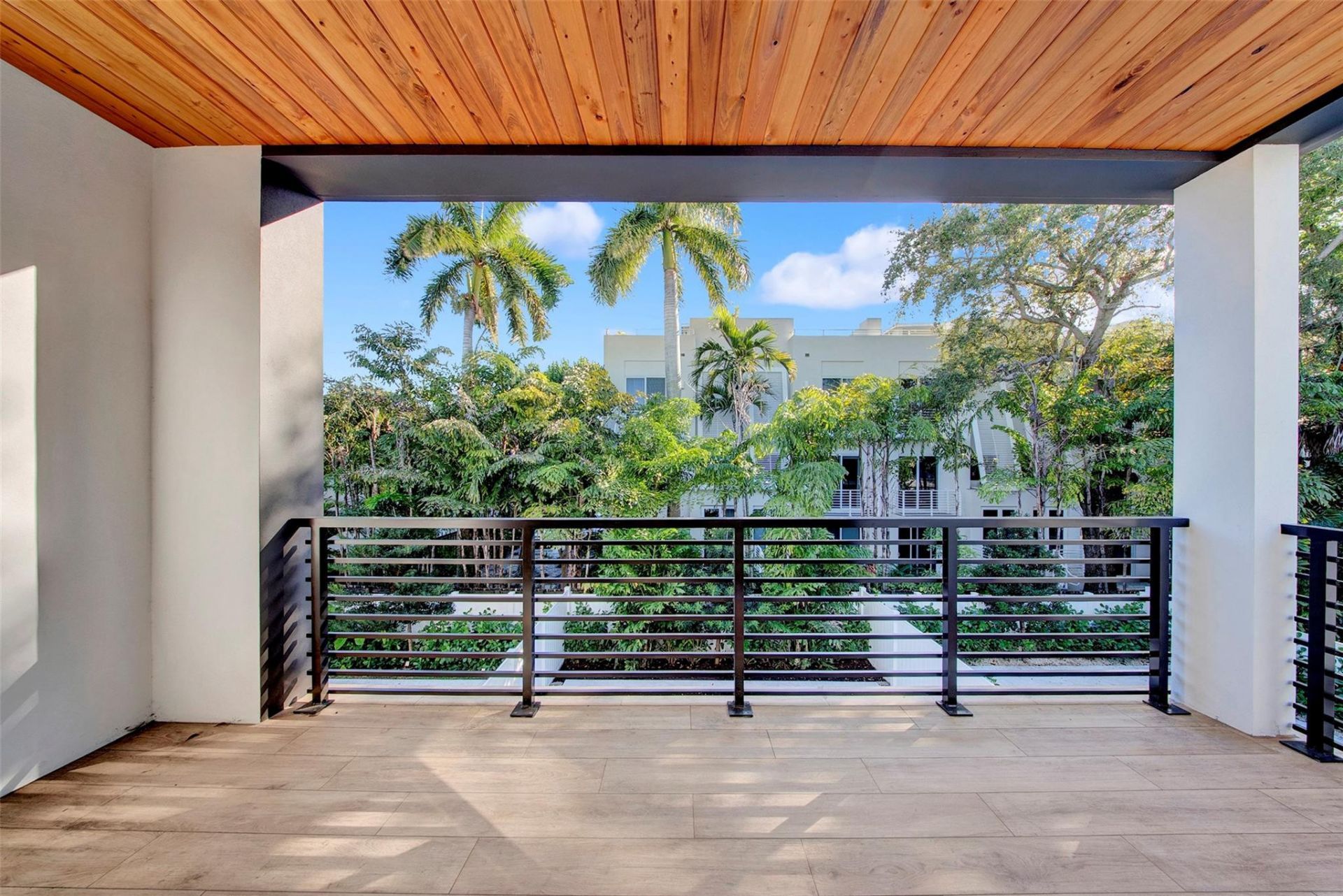 812 SE 12th Street, Unit 812, Fort Lauderdale, FL 33316 Photo