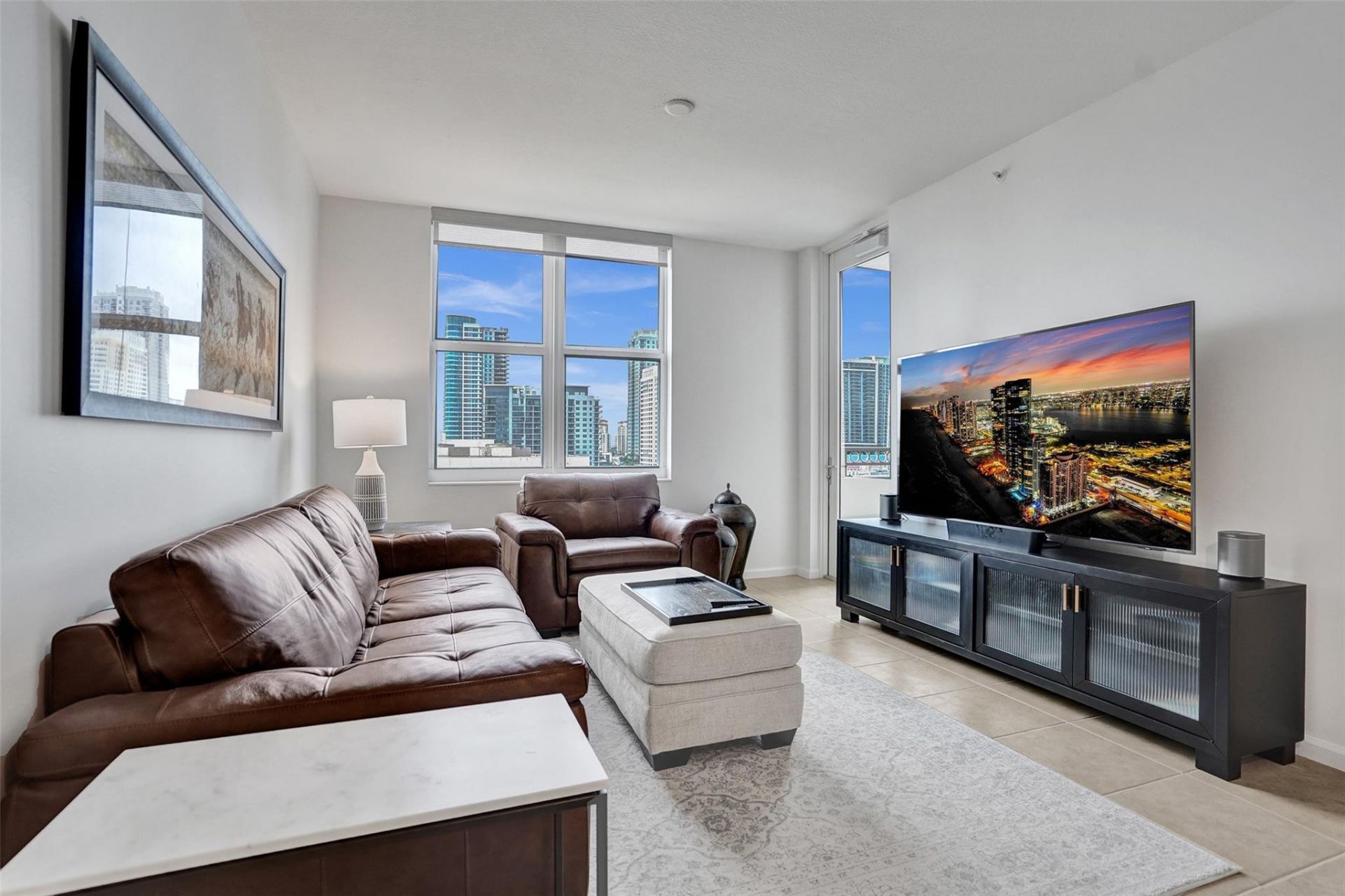 511 SE 5th Avenue, Unit 1415, Fort Lauderdale, FL 33301 Photo