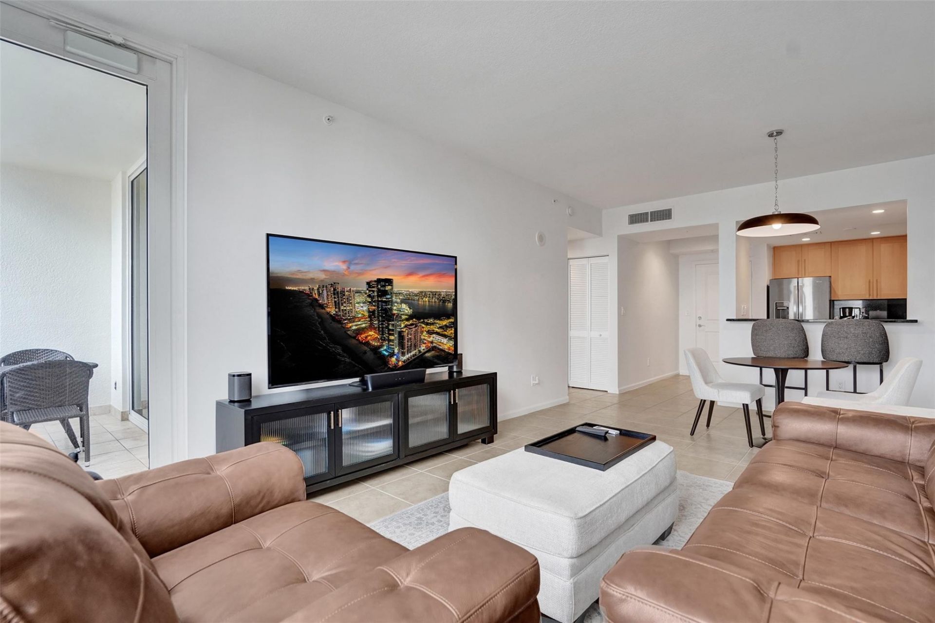 511 SE 5th Avenue, Unit 1415, Fort Lauderdale, FL 33301 Photo