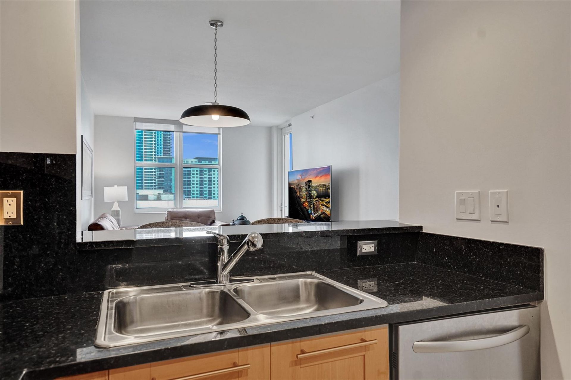 511 SE 5th Avenue, Unit 1415, Fort Lauderdale, FL 33301 Photo