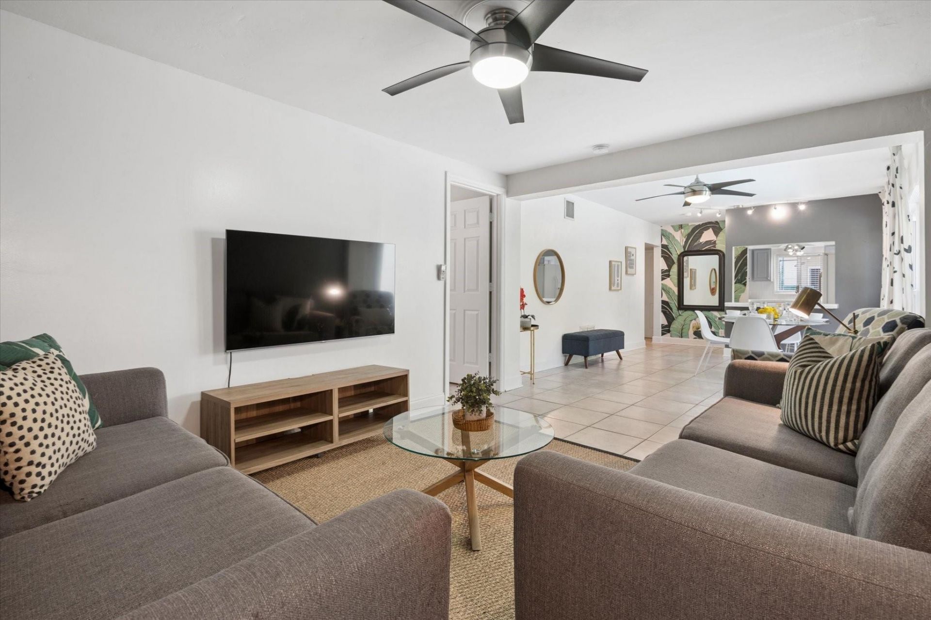 1123 NE 14th Avenue, Fort Lauderdale, FL 33304 Photo