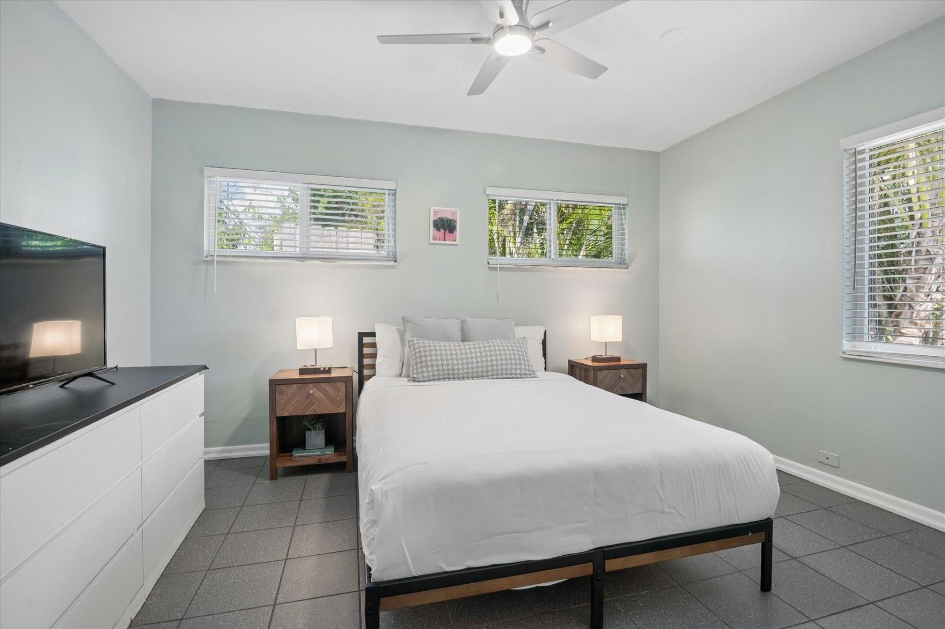 1123 NE 14th Avenue, Fort Lauderdale, FL 33304 Photo