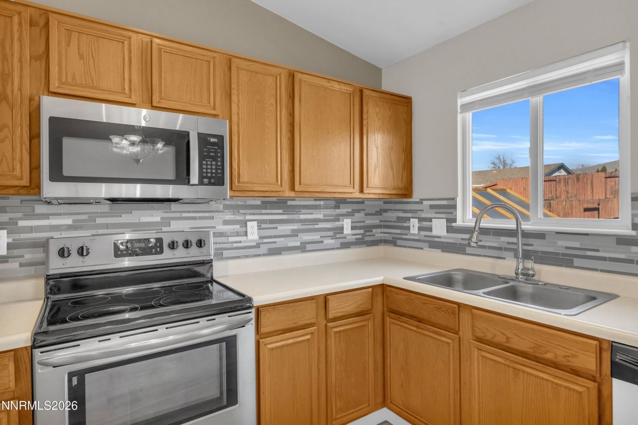 7295 Raphael Drive, Sun Valley, NV 89433 Photo