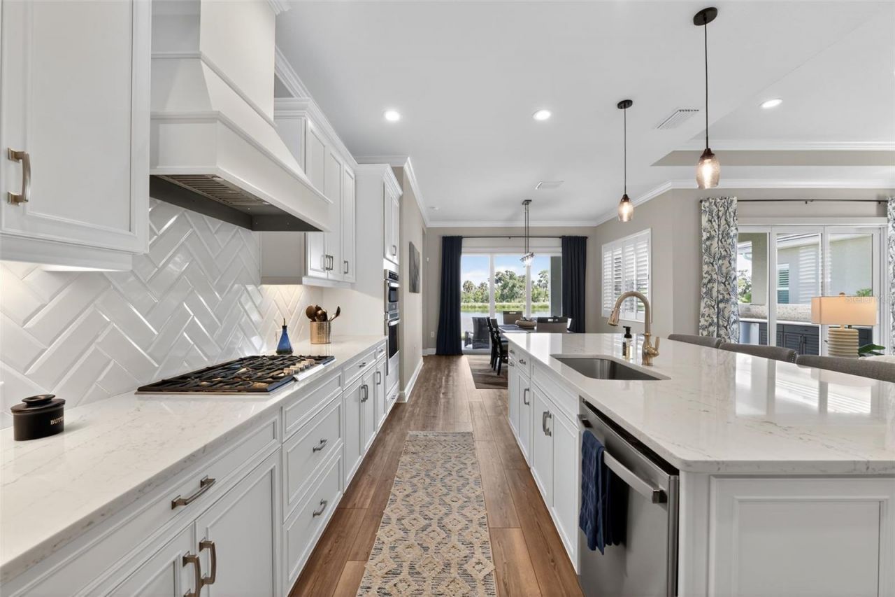 10253 Canaveral Circle, Sarasota, FL 34241 Photo
