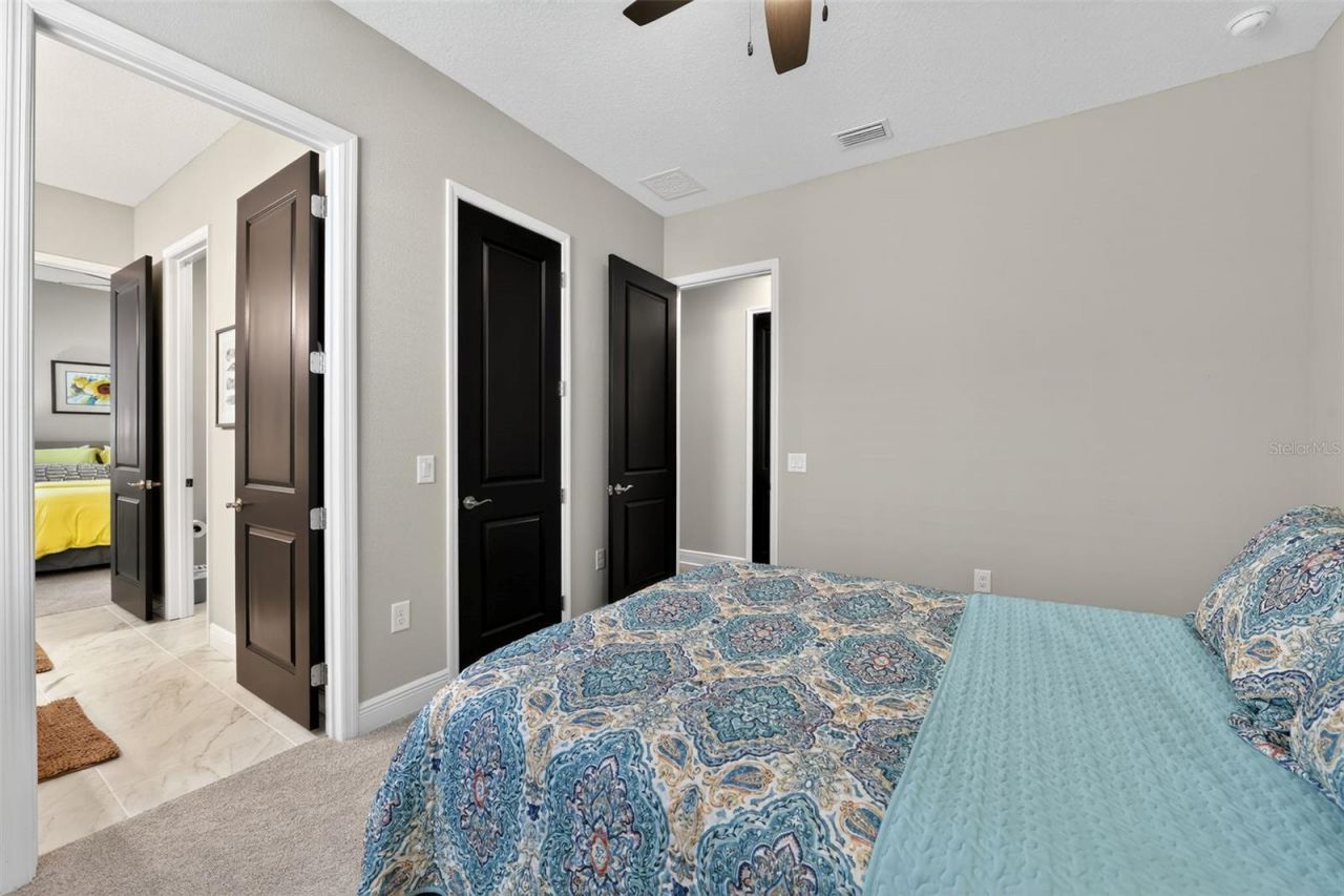 10253 Canaveral Circle, Sarasota, FL 34241 Photo