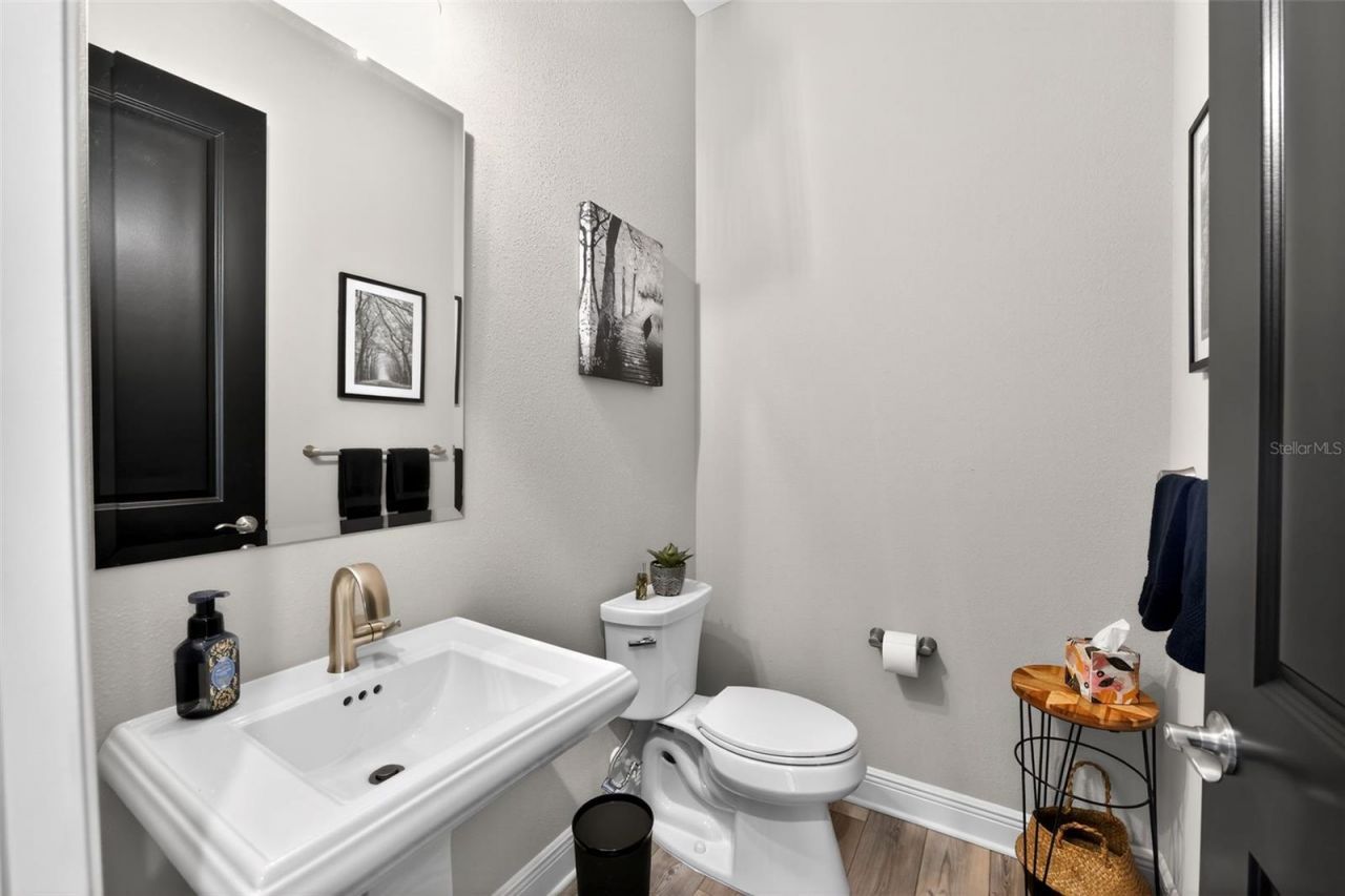 10253 Canaveral Circle, Sarasota, FL 34241 Photo