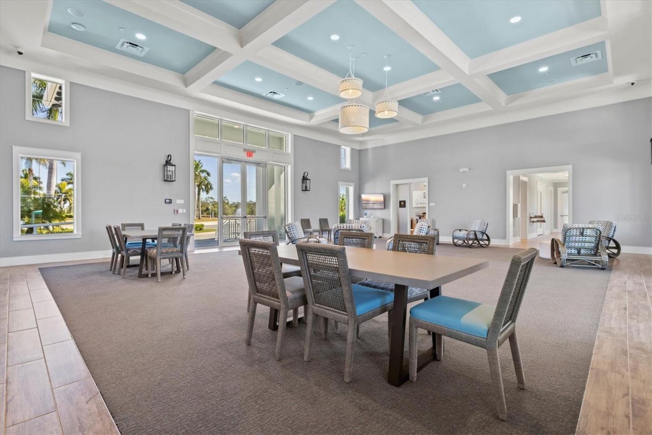 10253 Canaveral Circle, Sarasota, FL 34241 Photo