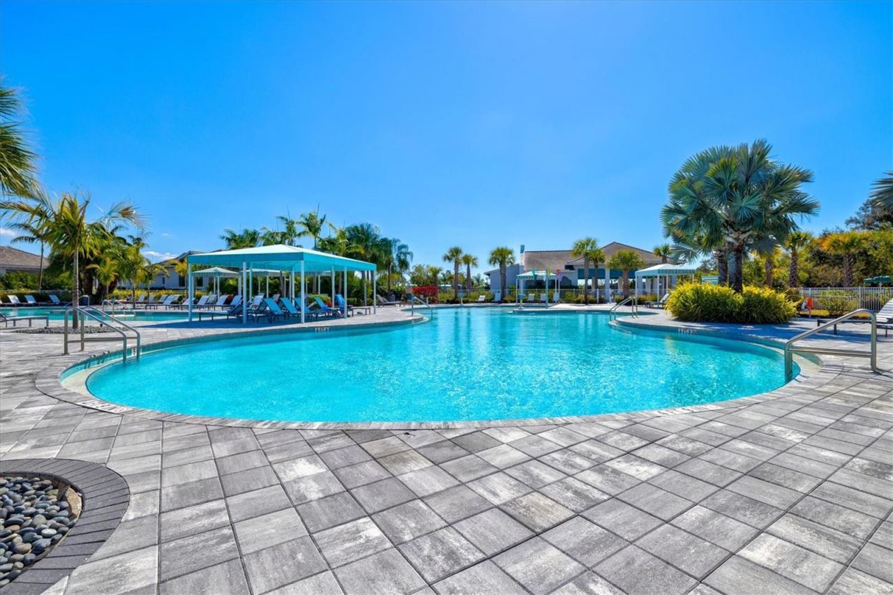 10253 Canaveral Circle, Sarasota, FL 34241 Photo
