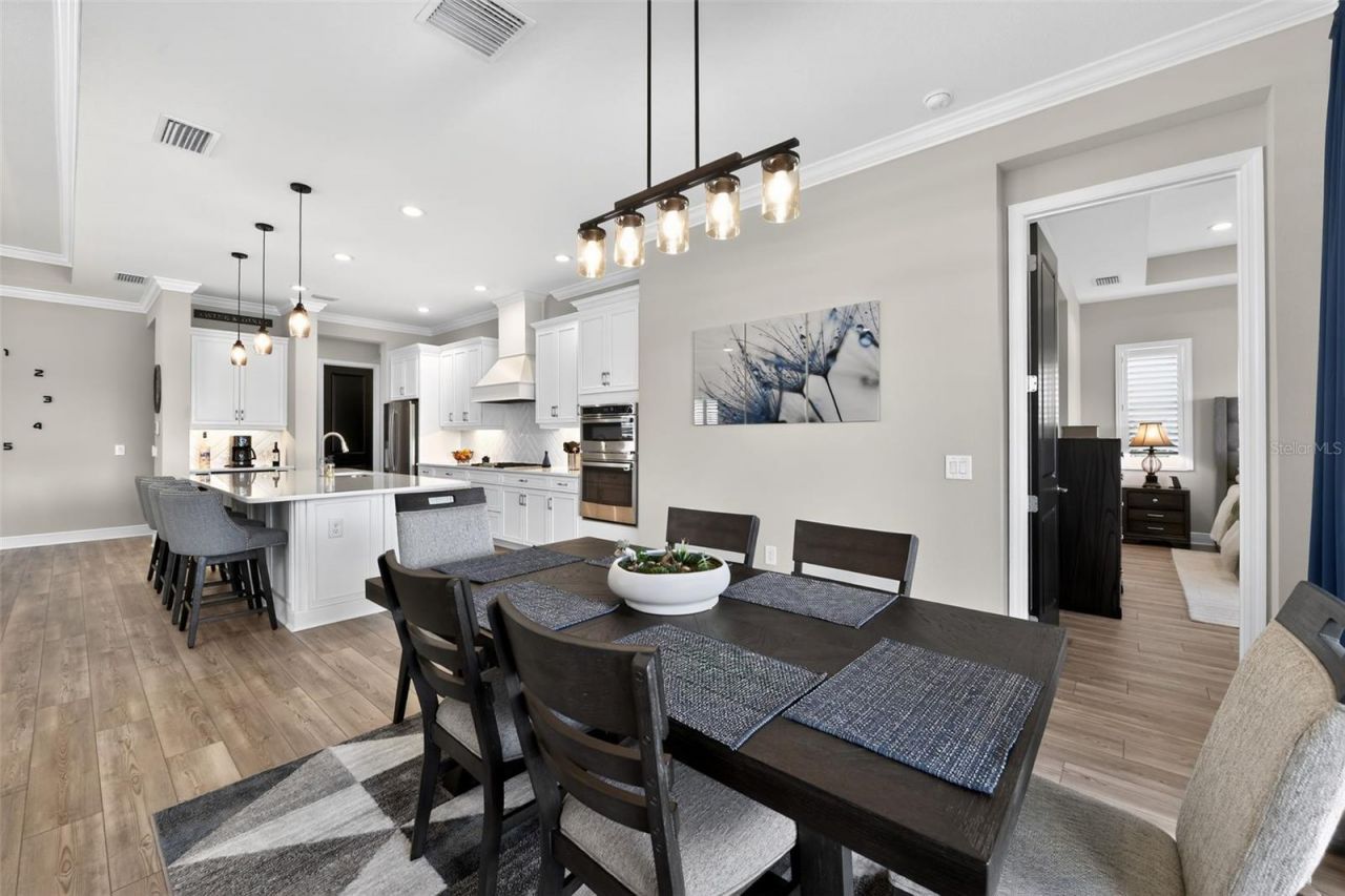 10253 Canaveral Circle, Sarasota, FL 34241 Photo