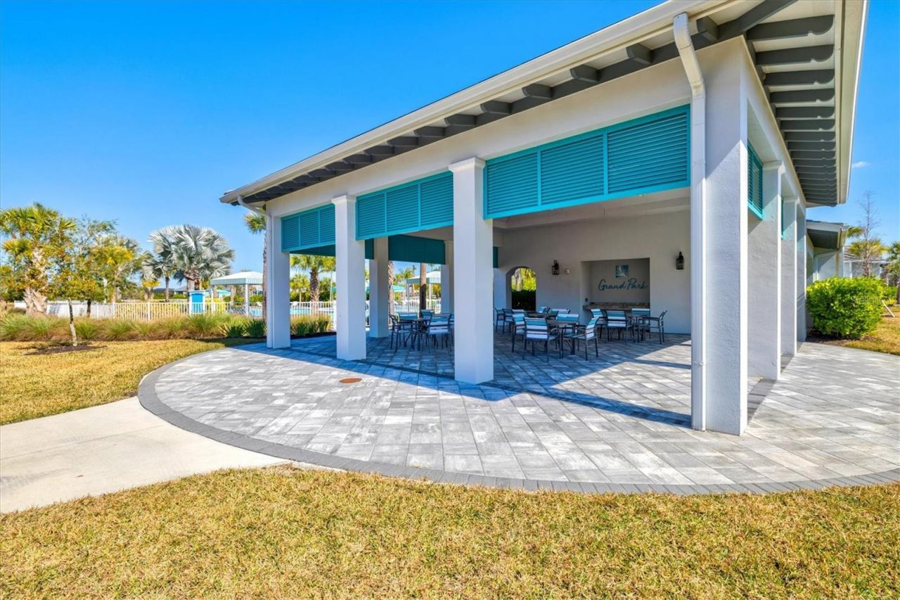 10253 Canaveral Circle, Sarasota, FL 34241 Photo
