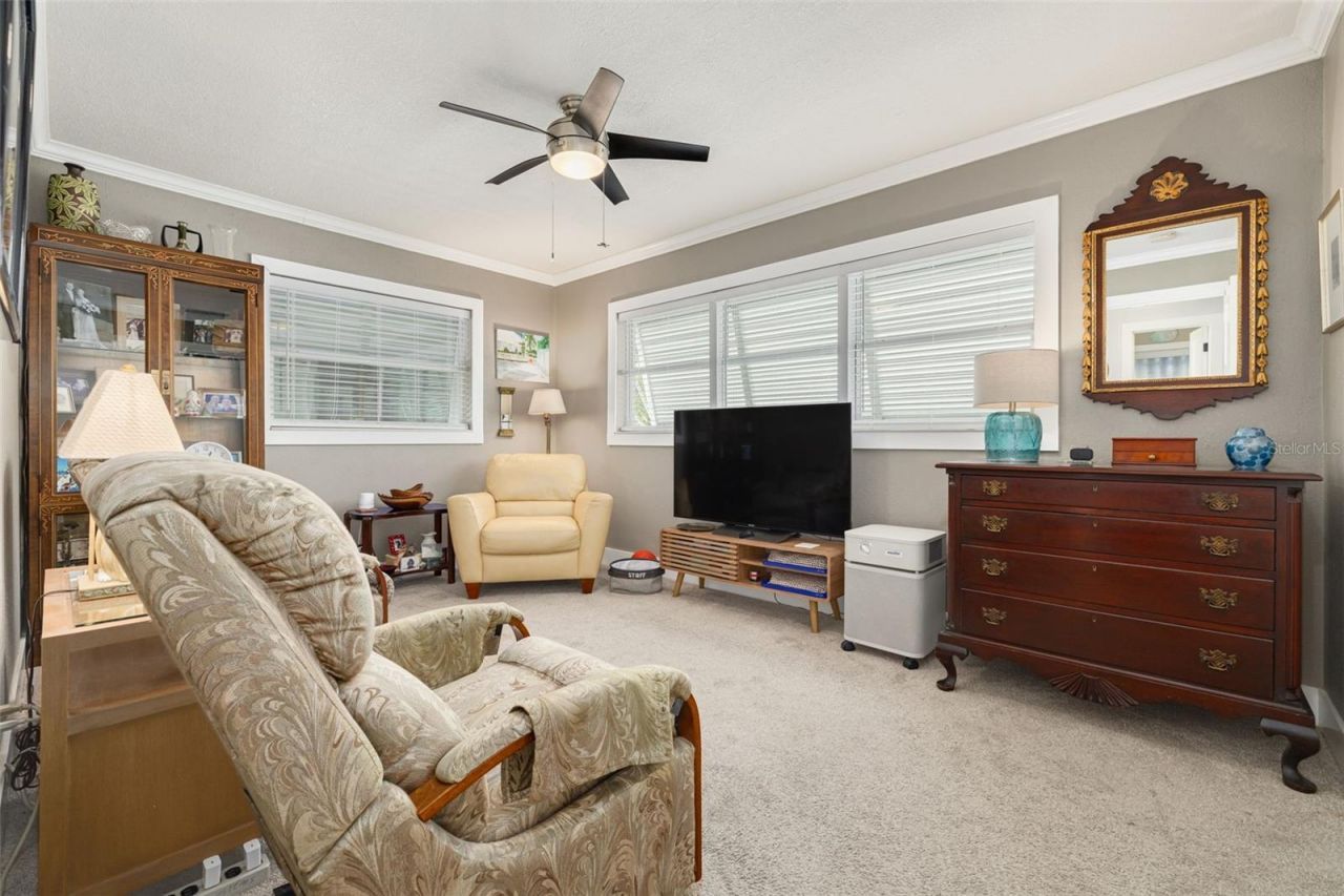 6012 Tangerine Avenue S, Gulfport, FL 33707 Photo