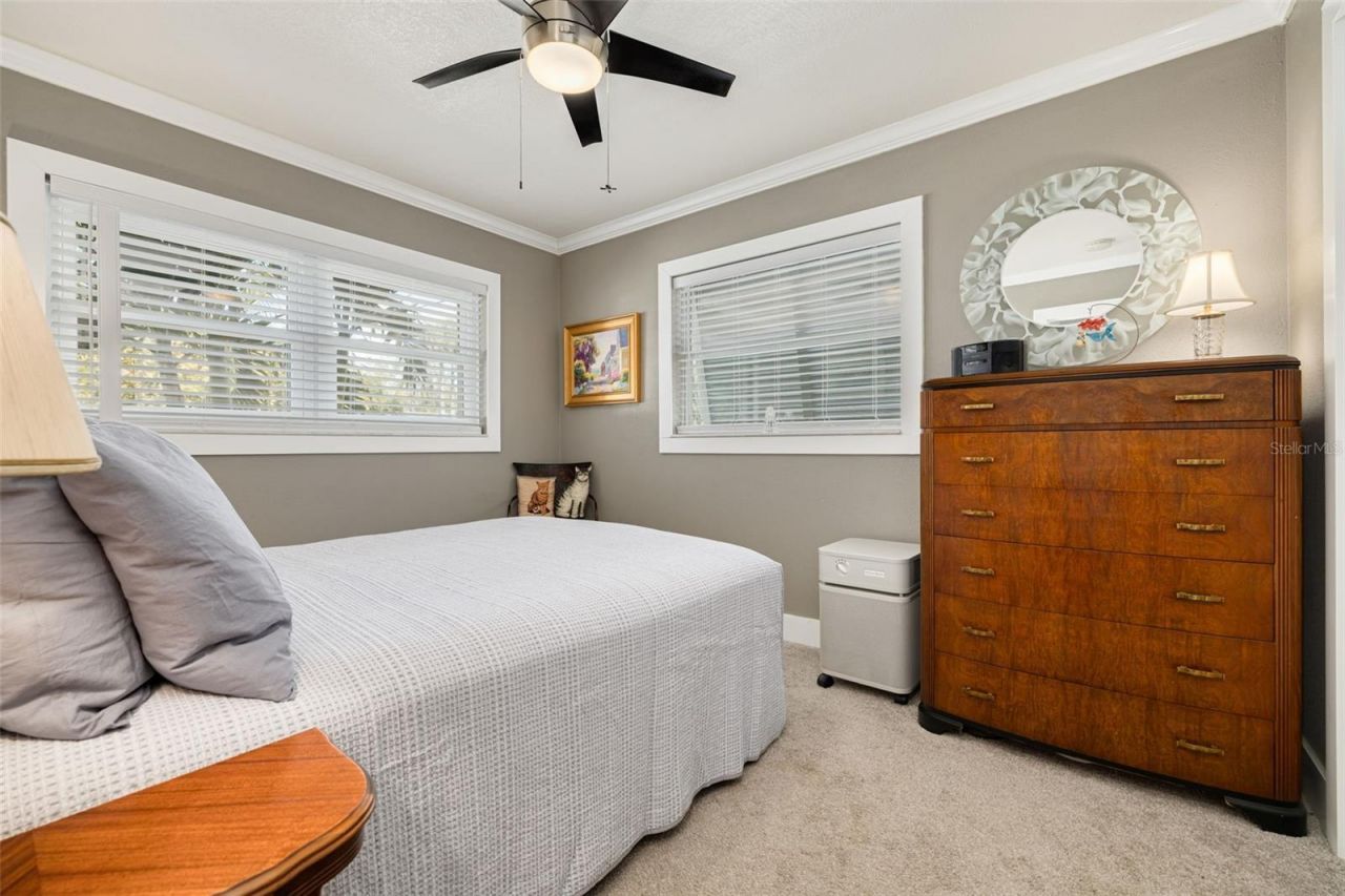 6012 Tangerine Avenue S, Gulfport, FL 33707 Photo