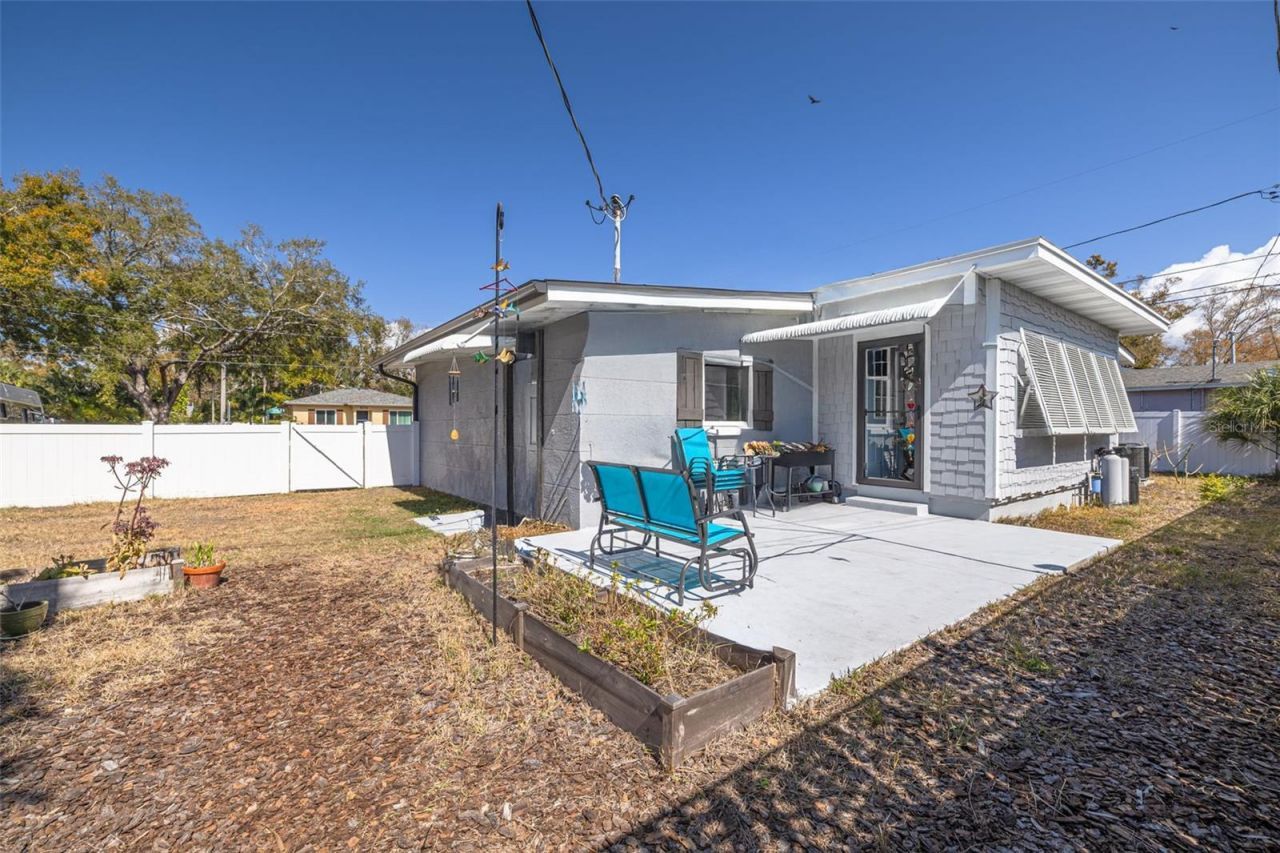 6012 Tangerine Avenue S, Gulfport, FL 33707 Photo