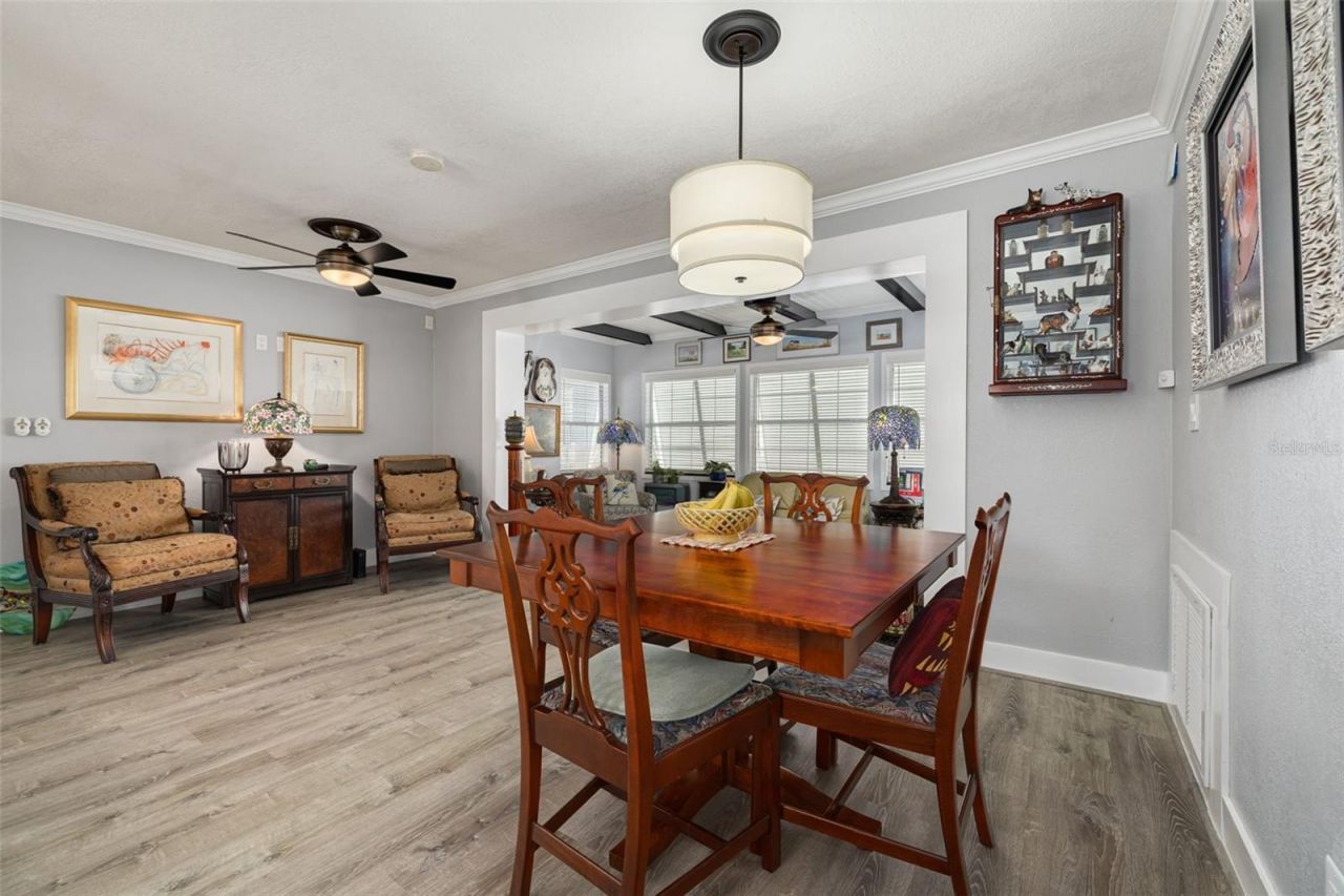 6012 Tangerine Avenue S, Gulfport, FL 33707 Photo