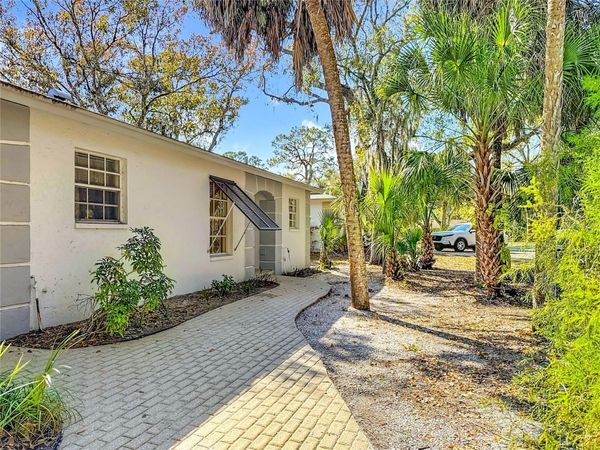 608 N JEFFERSON AVENUE, Unit 30, SARASOTA, FL 34237