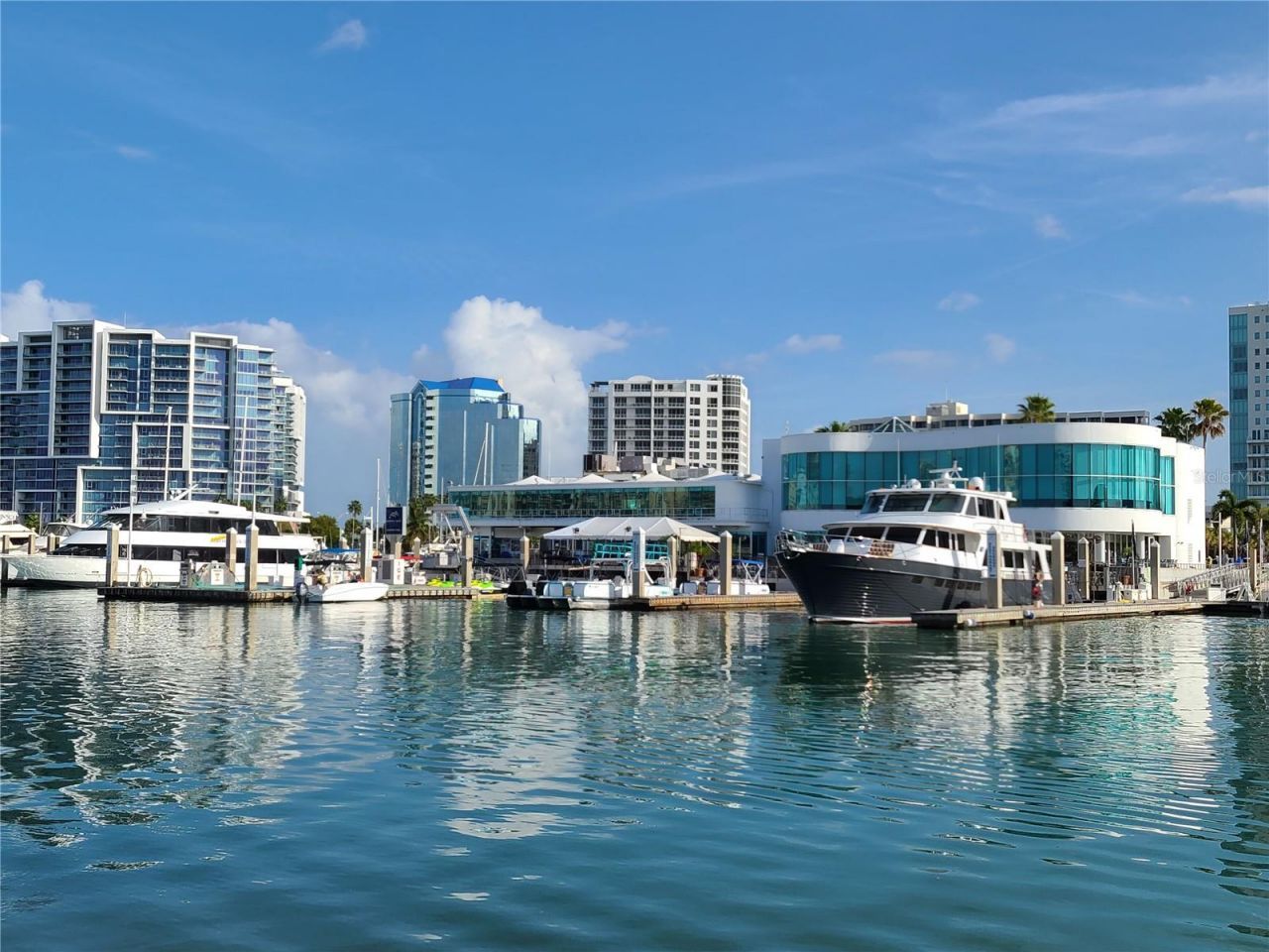 1040 Villagio Circle, Unit 201, Sarasota, FL 34237 Photo