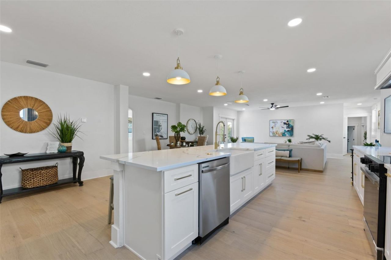 1610 15th Street N, Saint Petersburg, FL 33704 Photo