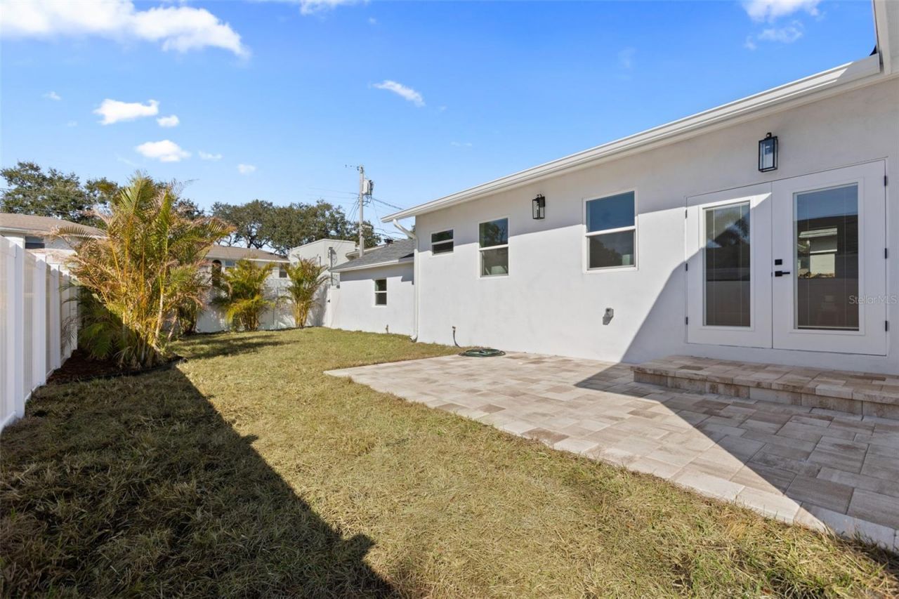 1610 15th Street N, Saint Petersburg, FL 33704 Photo