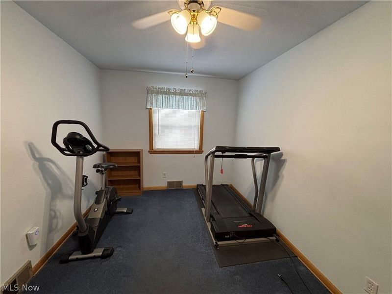 1924 Westwood Drive NW, Warren, OH 44485 Photo 12