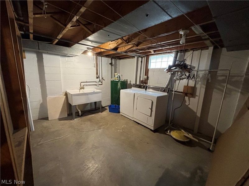 1924 Westwood Drive NW, Warren, OH 44485 Photo 14