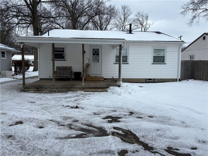 1924 Westwood Drive NW, Warren, OH 44485 Photo 3