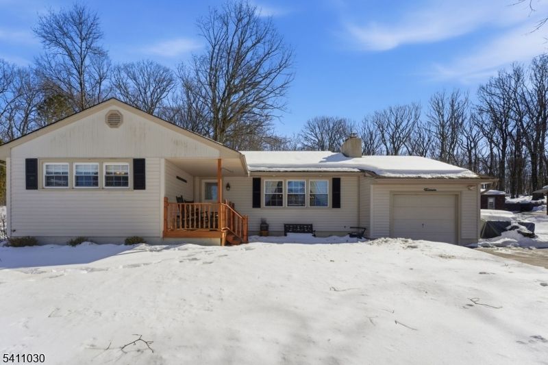 15 Tinc Rd, Mount Olive, NJ 07836 Main Photo