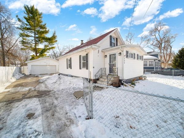 509 E Bird Street, Jackson, MI 49203