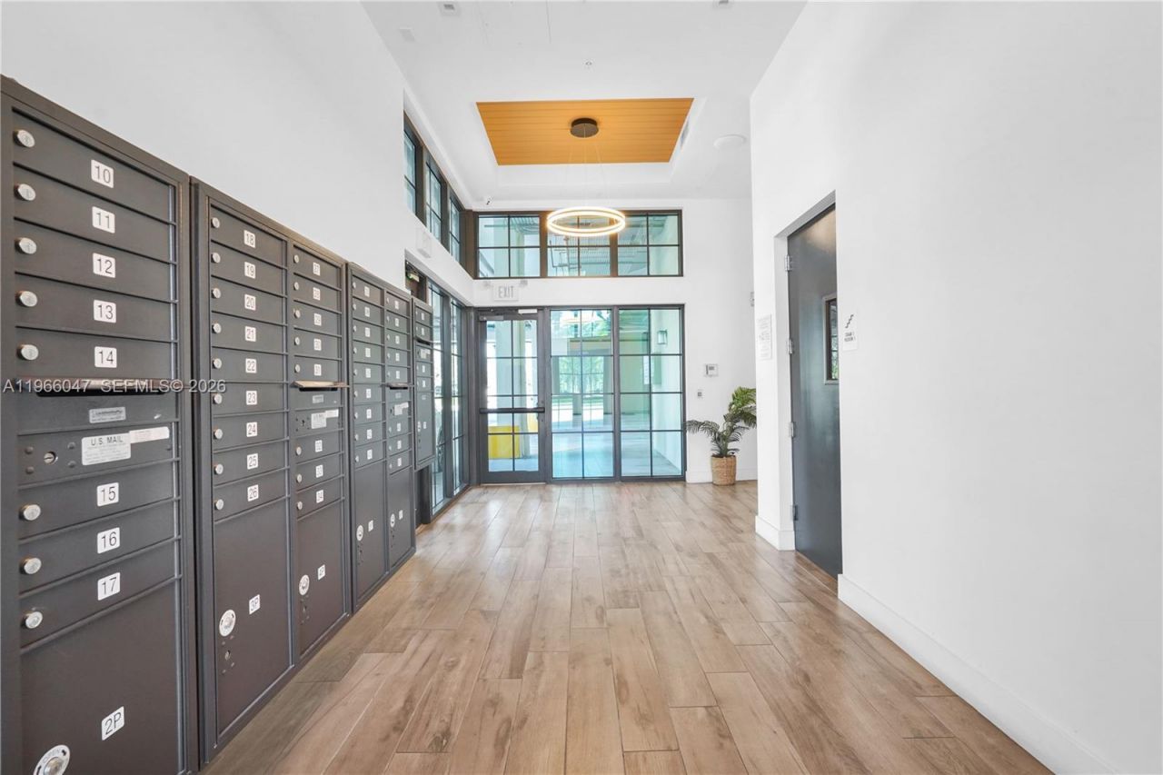 4100 SW 64th Ave , Unit 211, Davie, FL 33314 Photo