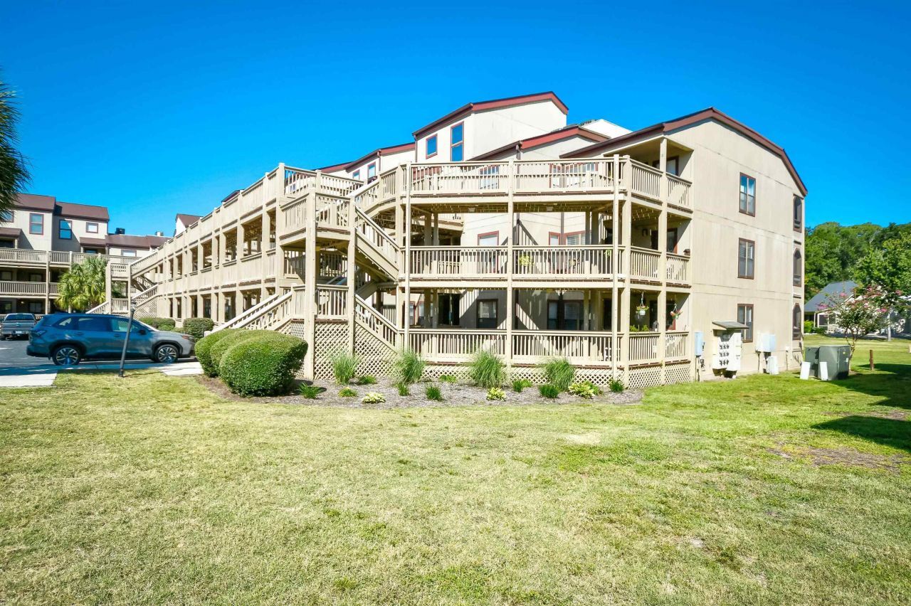 501 Maison Dr.  Photo 4