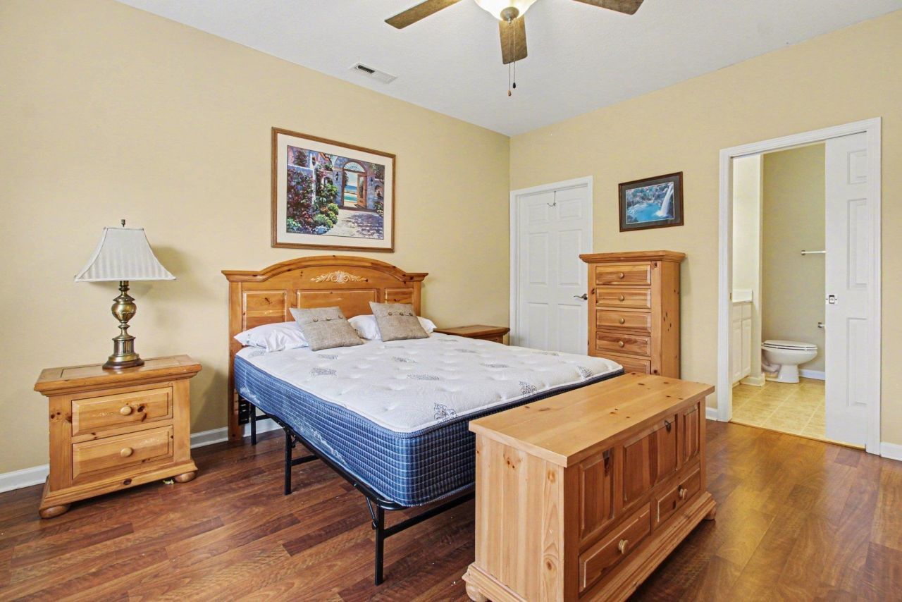 4104 Pinehurst Circle Photo 12