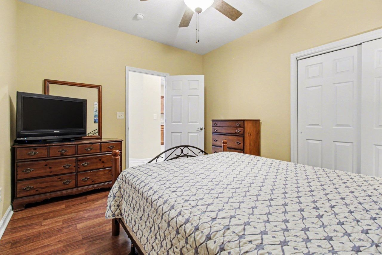 4104 Pinehurst Circle Photo 19