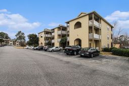 4104 Pinehurst Circle photo 4