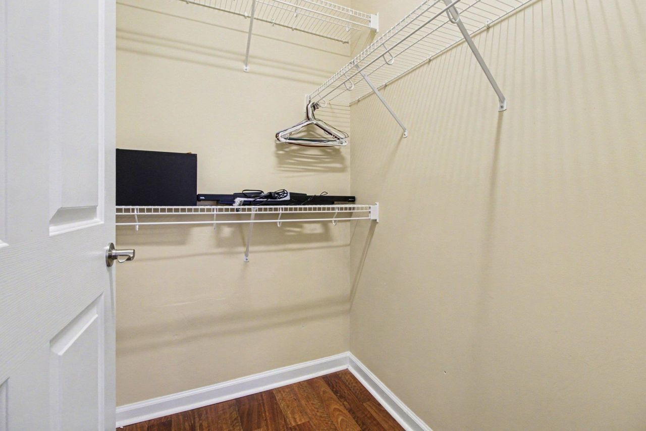 4104 Pinehurst Circle Photo 21