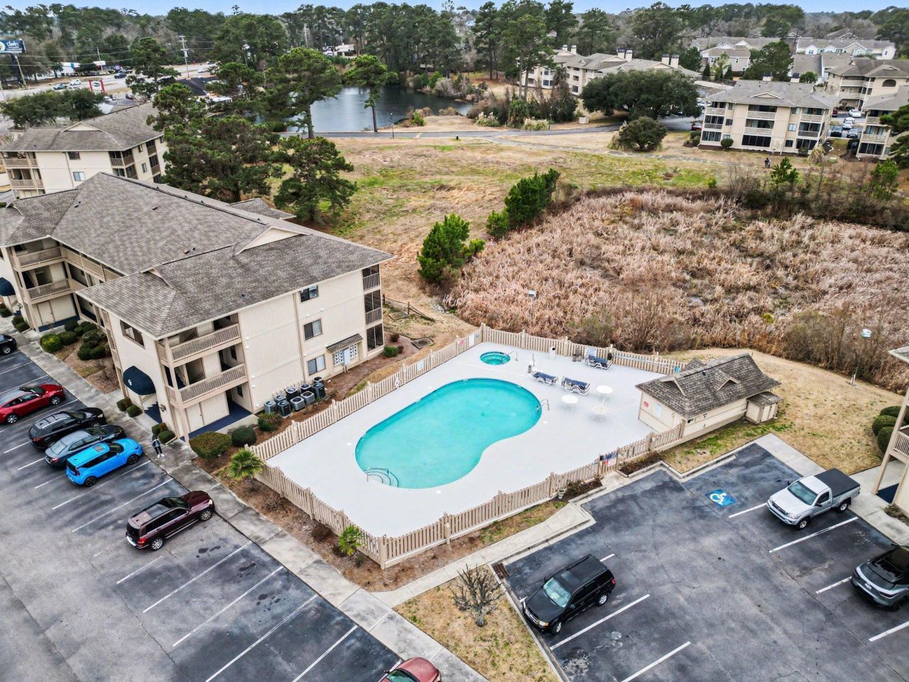 4104 Pinehurst Circle Photo 25