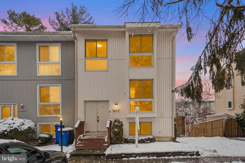 3072 Sugar Lane, Vienna, VA 22181 Main Photo