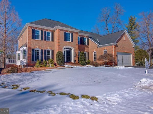 18395 KINGSMILL STREET, LEESBURG, VA 20176